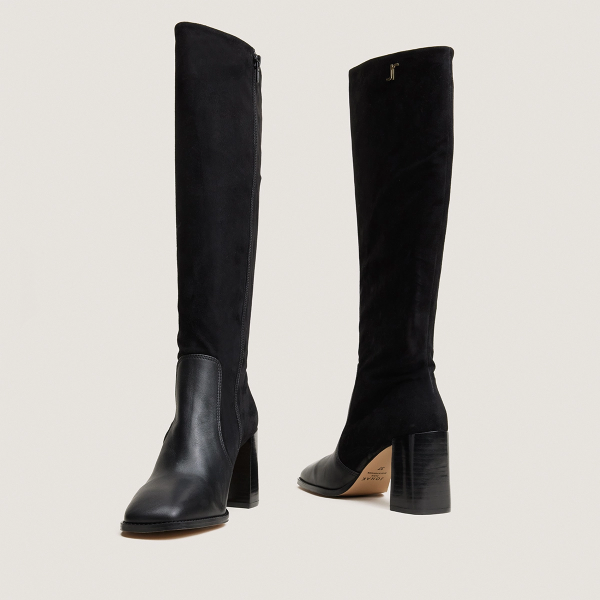 Bottes &agrave; talons et monogrammes en cuir noir et velours noir | VAUBO | Jonak