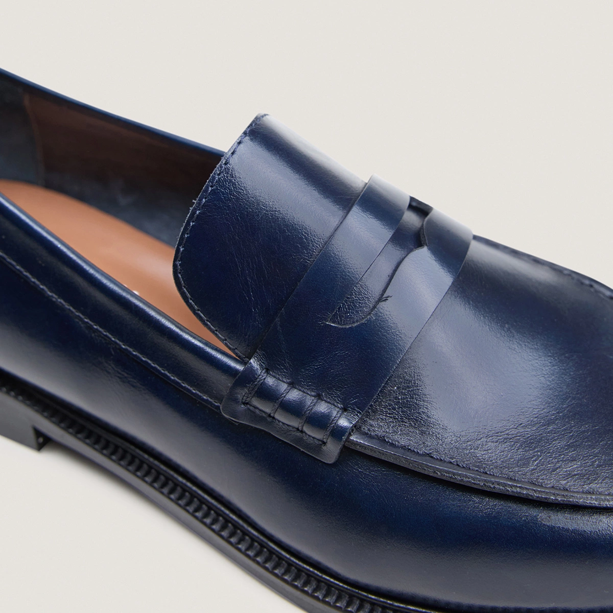 Mocassins à bouts ronds en cuir marine | DRACULA | Jonak