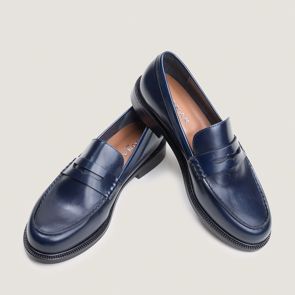 Mocassins à bouts ronds en cuir marine | DRACULA | Jonak