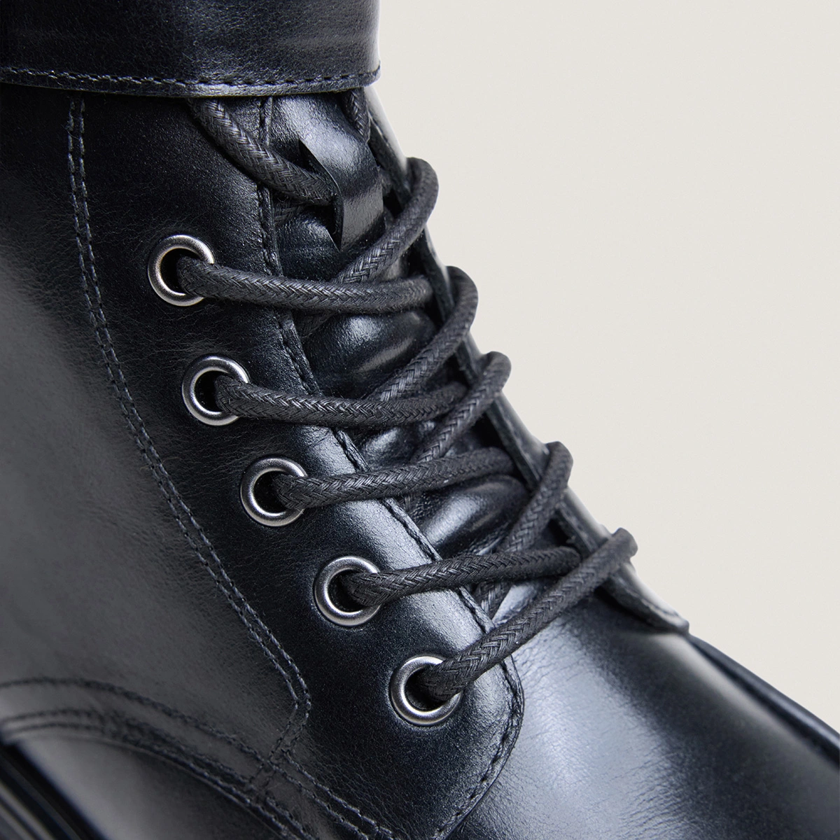 Boots à boucles et lacets en cuir noir | ALBO | Jonak