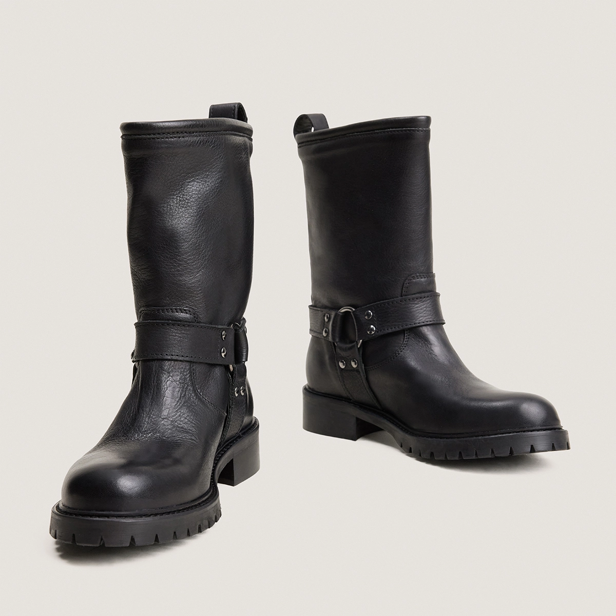 Bottes à bouts ronds en cuir grainé noir | RIO | Jonak
