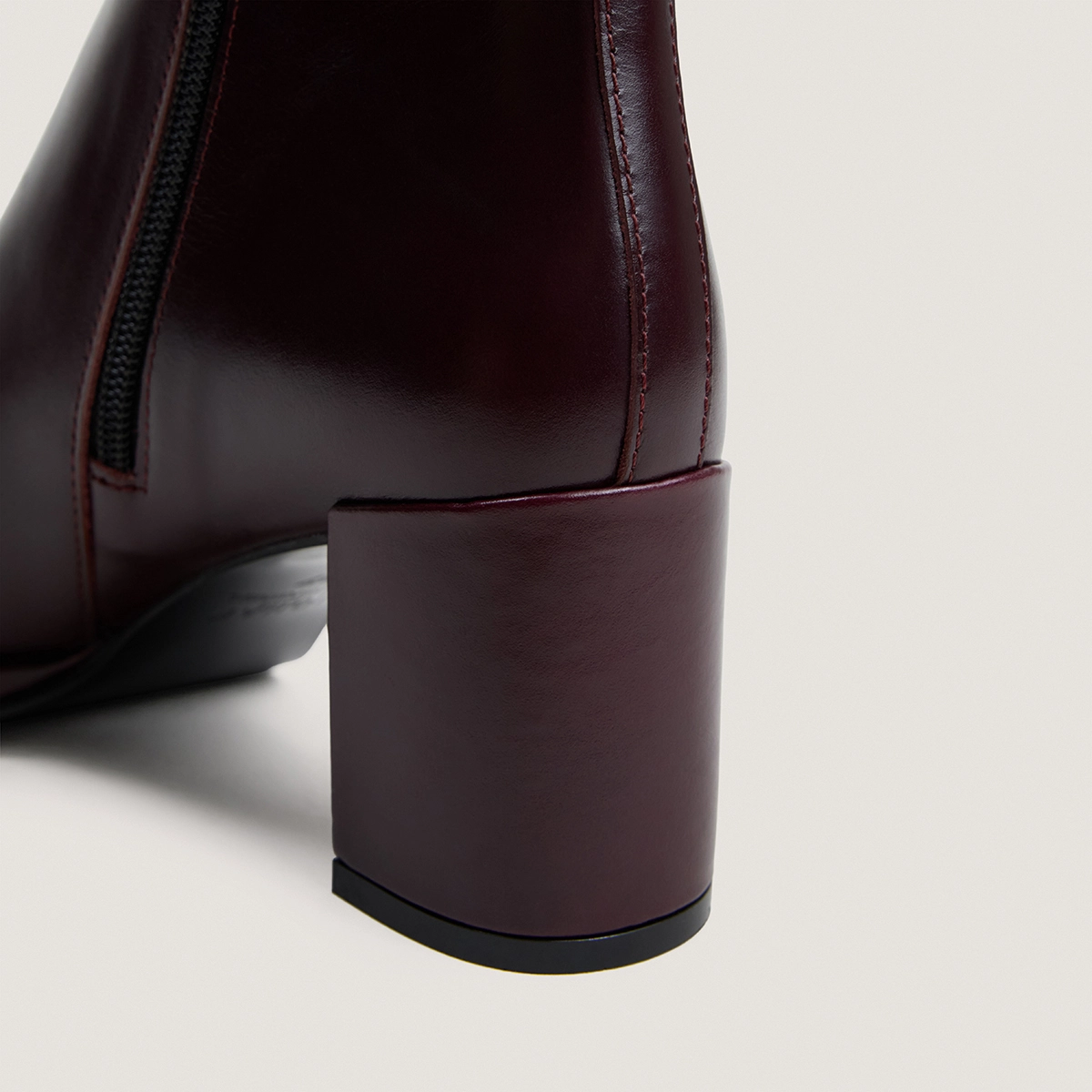 Bottines à talons en cuir bordeaux | DIBRINA | Jonak