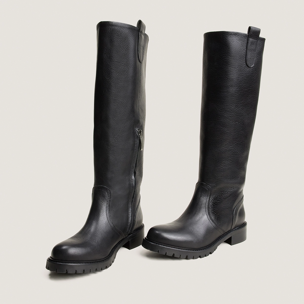 Bottes hautes &agrave; semelles crant&eacute;es en cuir grain&eacute; noir | ROXY | Jonak