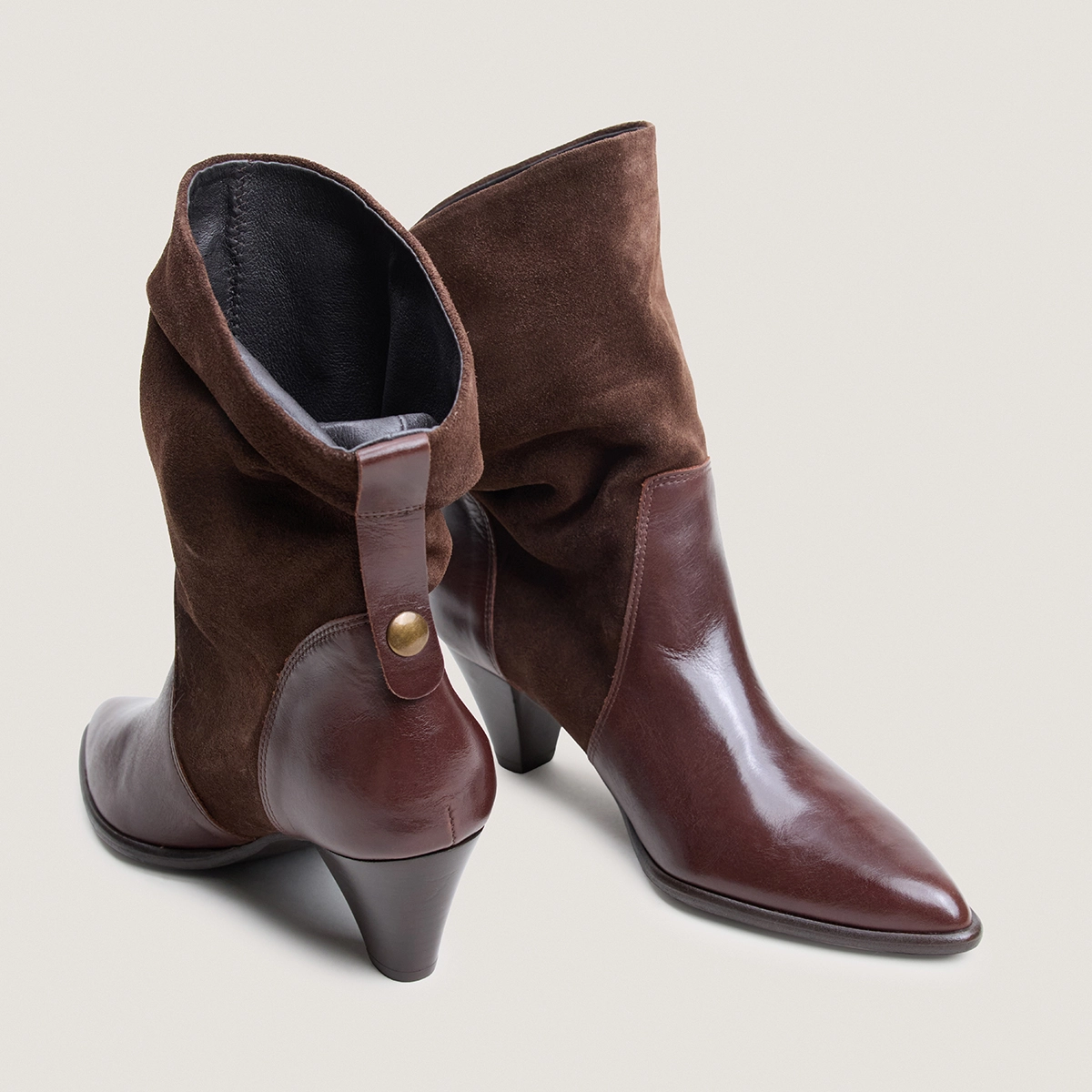 Bottines à bouts pointus en croute marron et cuir marron | PAMPA | Jonak