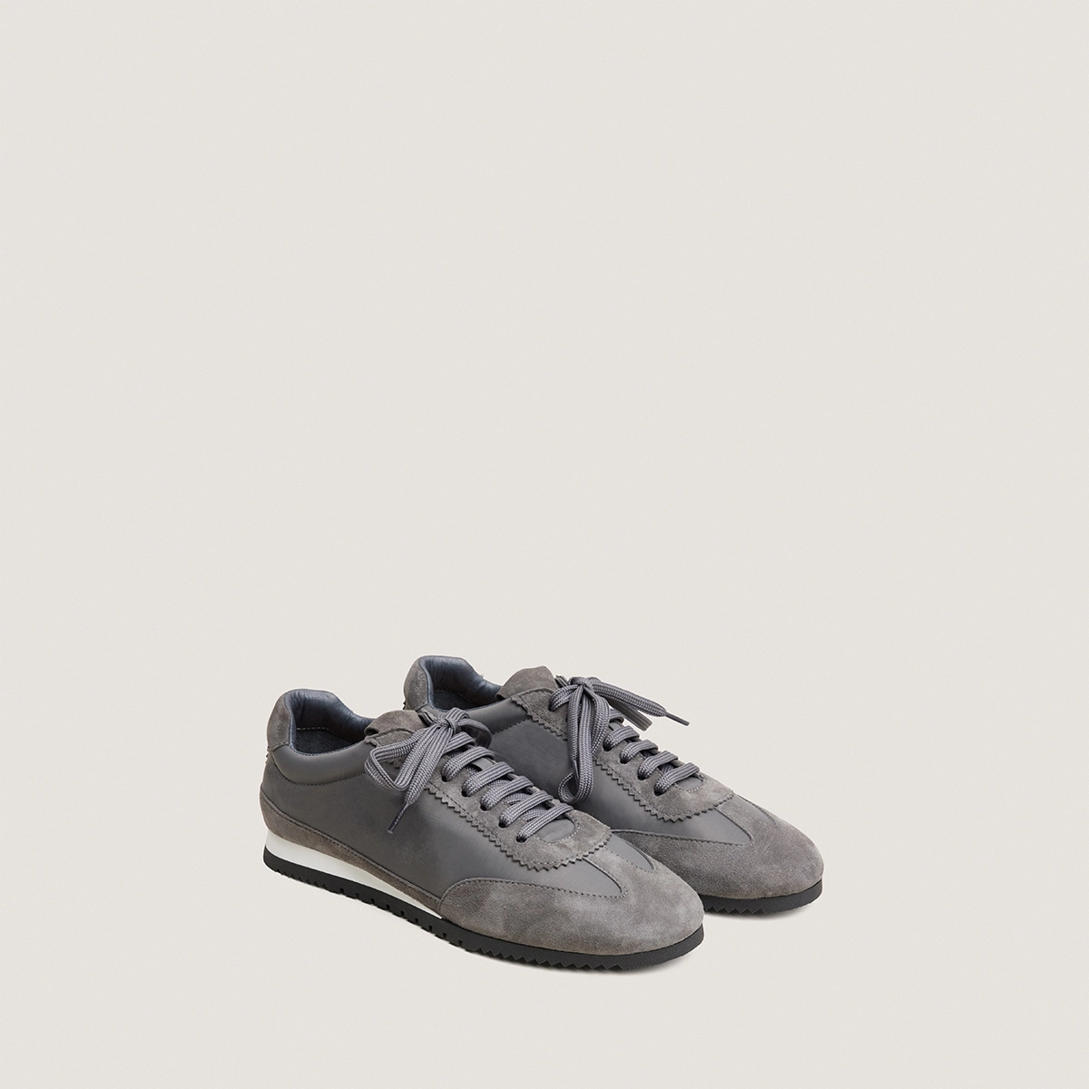 Baskets à lacets en velours gris et nylon gris | DUTA | Jonak