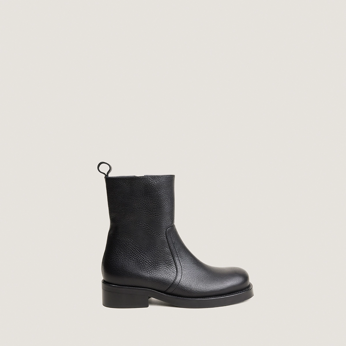 Bottines à lacets et à talons en cuir grainé noir | DIO | Jonak