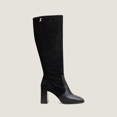 Bottes à talons et monogrammes noir