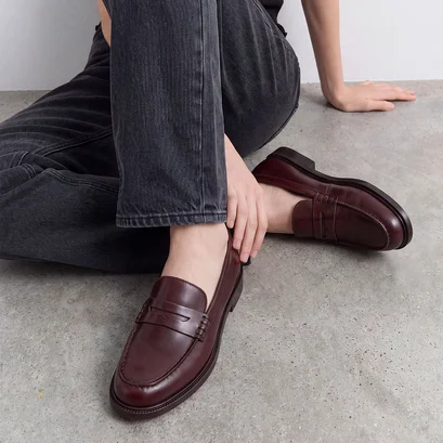 Mocassins à bouts ronds en cuir marron | DRACULA | Jonak