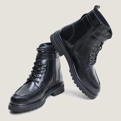 Boots à boucles et lacets noir