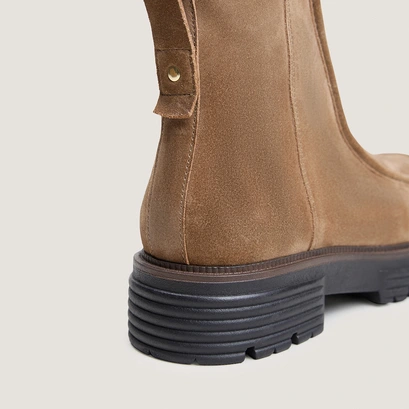 Bottines à bouts ronds et semelles crantées beige