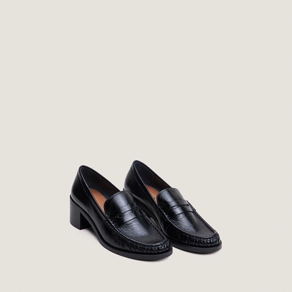 Mocassins &agrave; talons et bouts ronds en cuir vieilli noir | DELICIEUX | Jonak