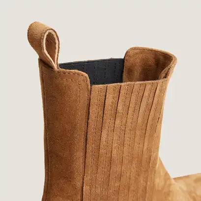 Bottines à élastiques et bouts pointus taupe