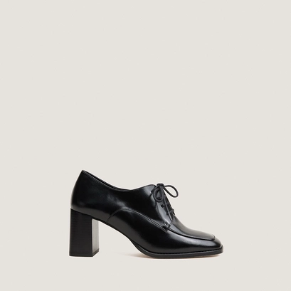 Derbies à talon noir