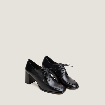 Derbies à talon noir