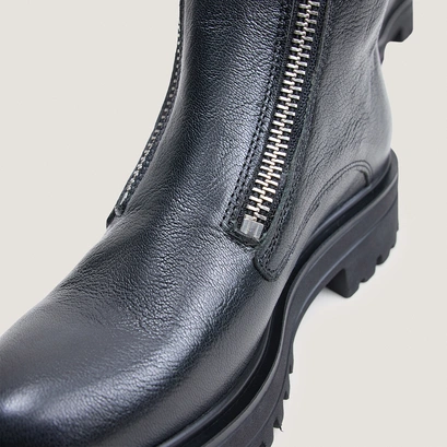 Boots à semelles crantées et zips noir