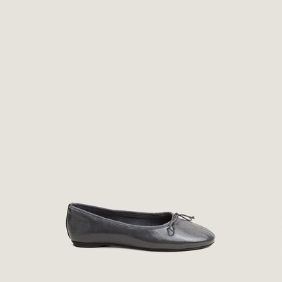 Ballerines à petits lacets gris