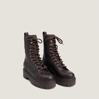 Boots à lacets et semelles crantées marron foncé