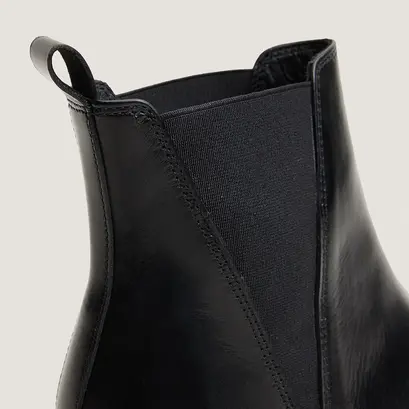 Boots Chelsea à talons et bouts pointus noir