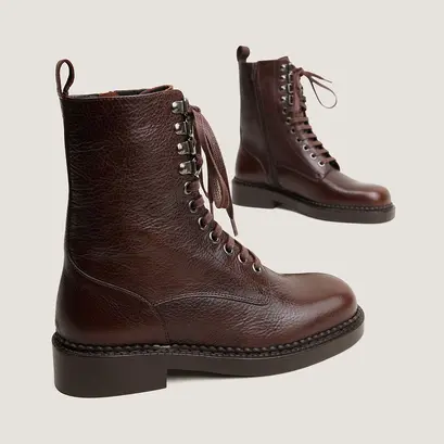 Bottines à lacets et à talons marron