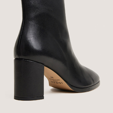 Bottines &agrave; talons et bouts arrondis noir
