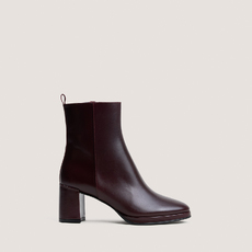 Bottines &agrave; talons bordeaux
