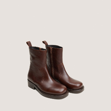 Bottines &agrave; zip et &agrave; talons marron