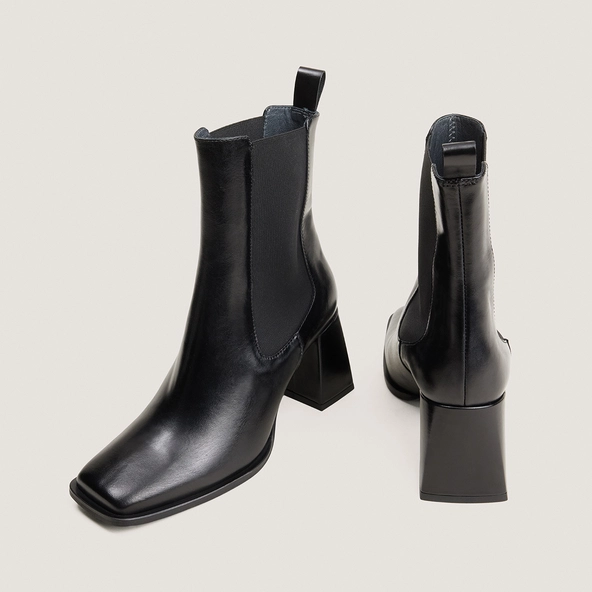 Bottines &agrave; talons et &eacute;lastiques en cuir noir | DUDU | Jonak