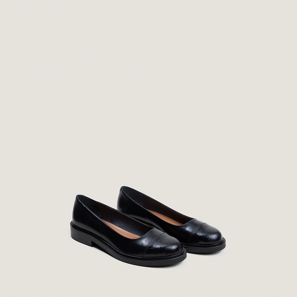 Ballerines &agrave; petits talons et bouts ronds en cuir noir et effet croco noir | DOUM | Jonak