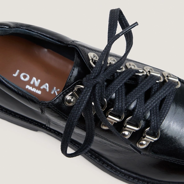 Derbies à lacets en cuir noir | DOEILLET | Jonak