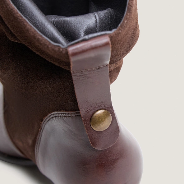Bottines à bouts pointus en croute marron et cuir marron | PAMPA | Jonak