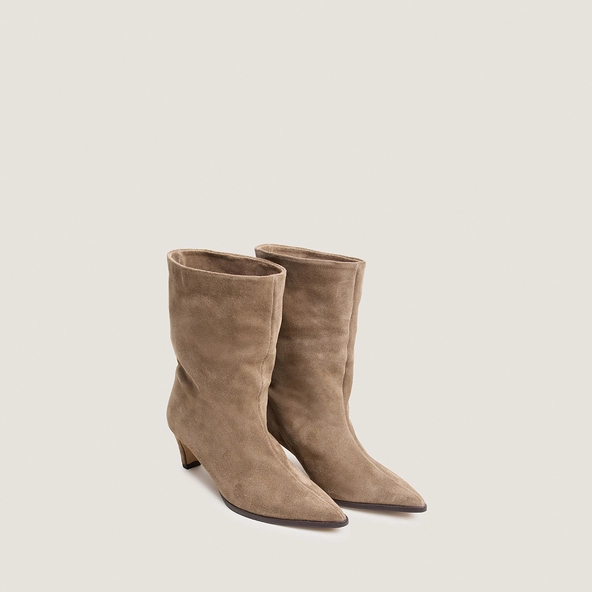 Bottines à talons et bouts pointus en croute taupe | PY | Jonak