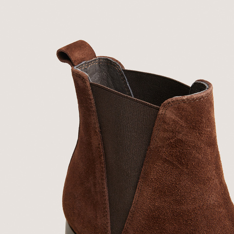 Bottines Chelsea &agrave; talons et bouts pointus marron