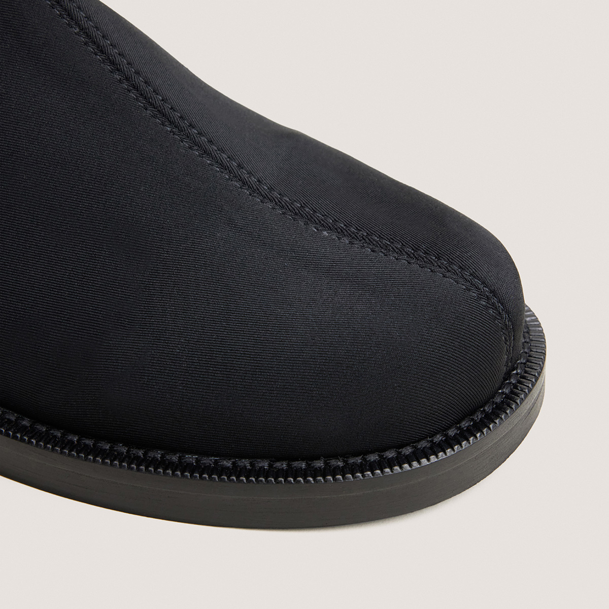 Boots &agrave; bouts ronds en textile stretch noir | DAMI | Jonak