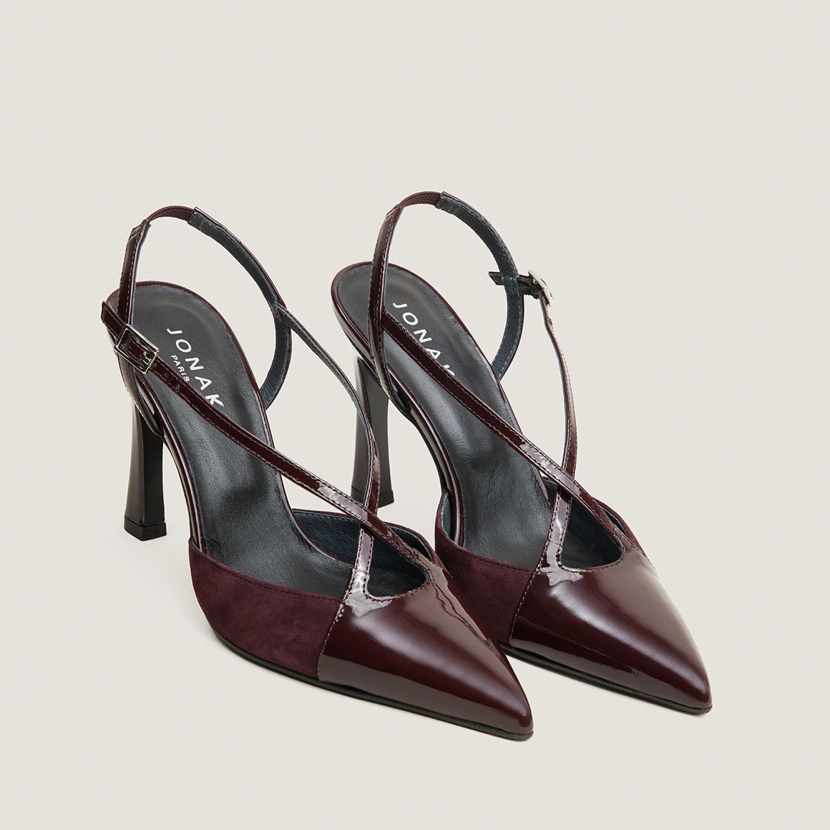 Escarpins à talon et à bouts pointus en vernis bordeaux et velours bordeaux | DAUTOMNE | Jonak
