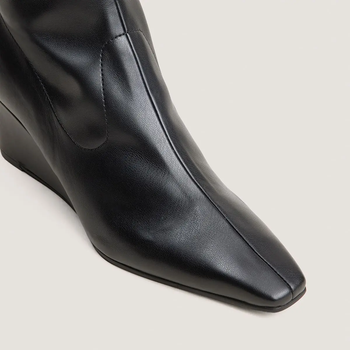 Bottines à bouts pointus en stretch noir | DEXTRA | Jonak
