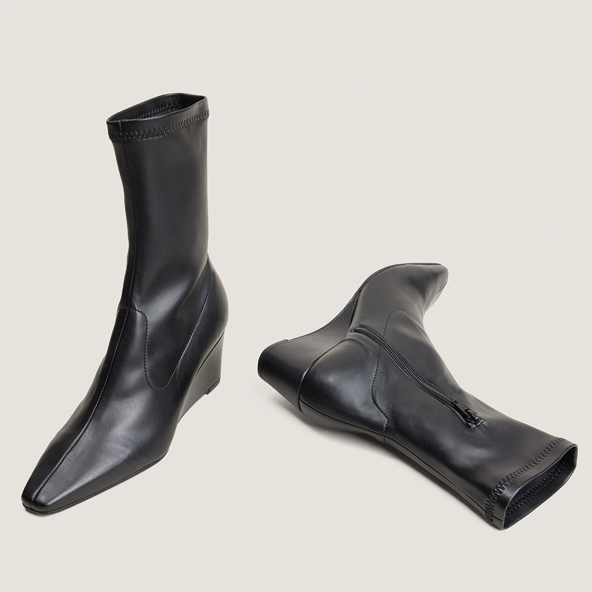 Bottines à bouts pointus en stretch noir | DEXTRA | Jonak