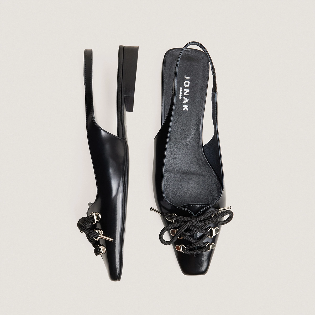 Ballerines slingbacks à lacets en cuir glacé noir | DINOU | Jonak