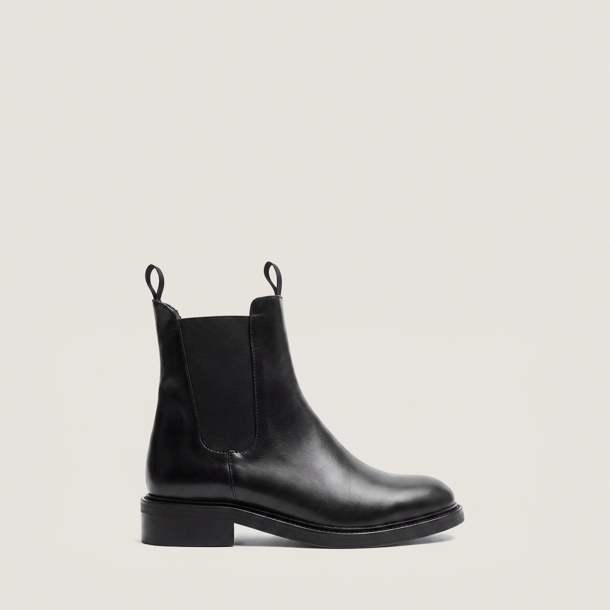 Boots à bouts ronds en cuir noir | DOOTS | Jonak