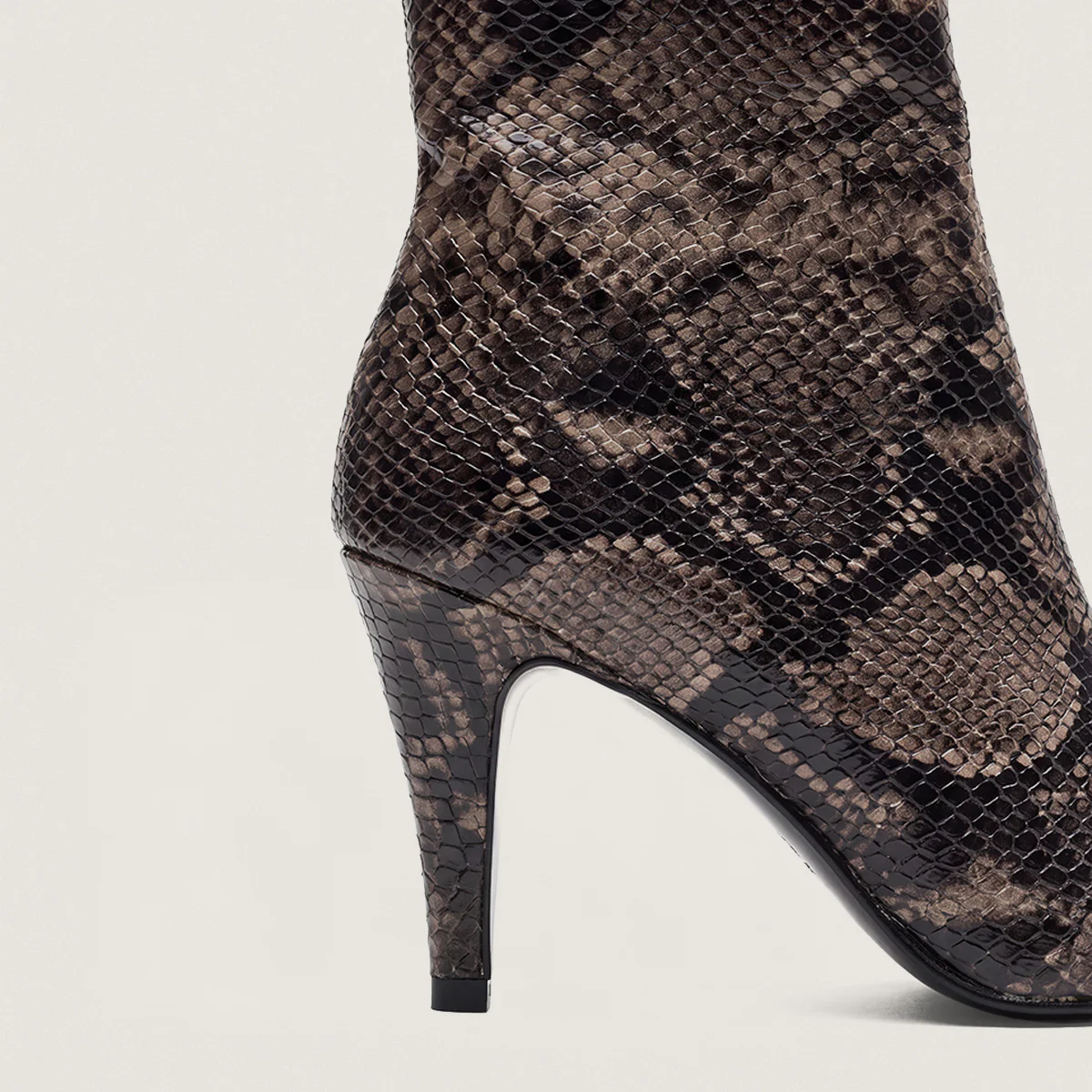 Bottines à bouts pointus cuir effet python taupe | DIAPHANE | Jonak