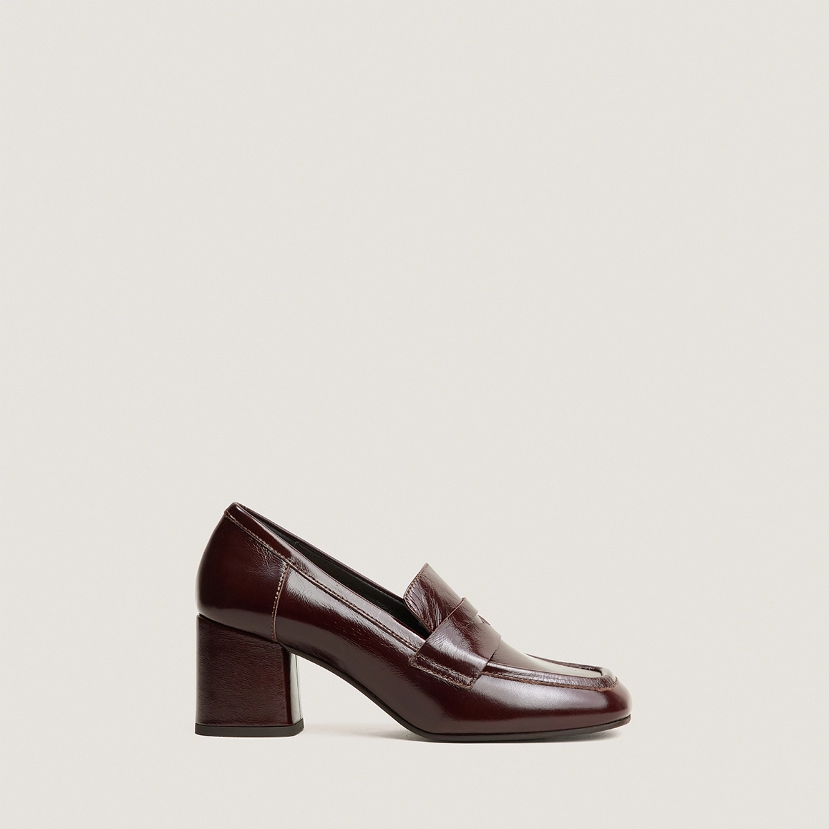 Mocassins à bouts carrés en cuir brillant chocolat | DUCHE | Jonak