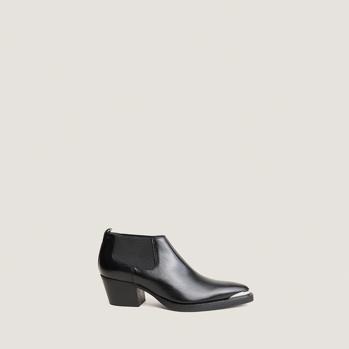 Boots &agrave; talon en cuir noir | DELIRIO | Jonak