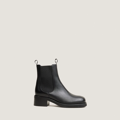Boots Chelsea à talons et bouts ronds noir