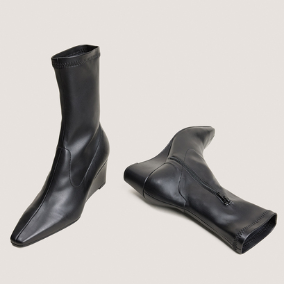 Bottines &agrave; bouts pointus en stretch noir | DEXTRA | Jonak