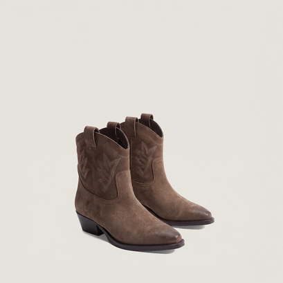 Bottines à bouts pointus taupe