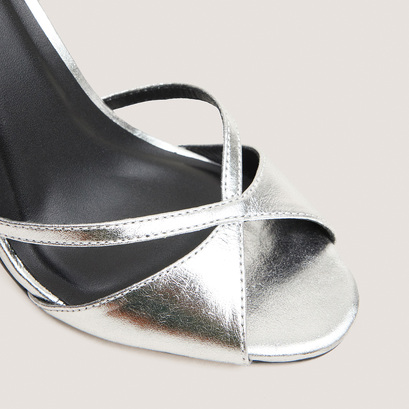 Sandales à talons hauts et bouts ronds en cuir métallisé argent | FANTAISIE | Jonak