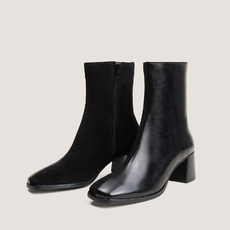 Bottines &agrave; talon noir