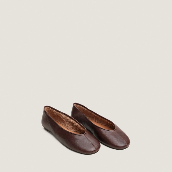 Ballerines &agrave; bouts ronds en cuir vieilli marron | DULCETTA | Jonak