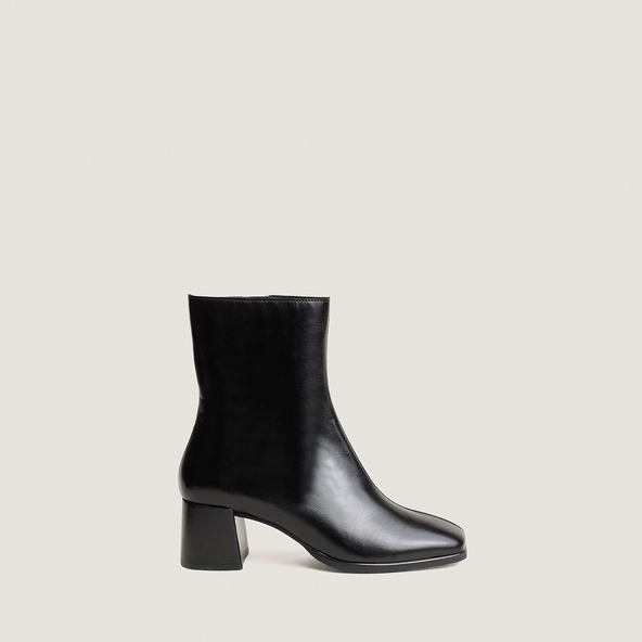 Boots &agrave; talon en cuir noir et croute noire | VIPO | Jonak