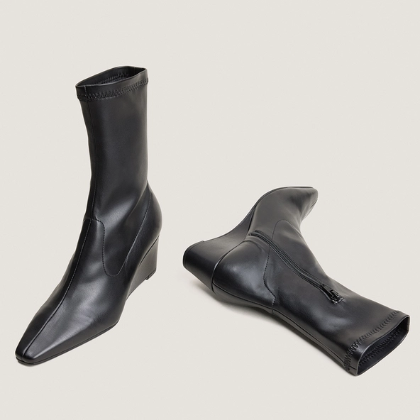 Bottines à bouts pointus en stretch noir | DEXTRA | Jonak