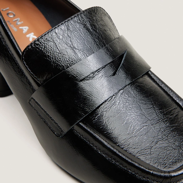 Mocassins à bouts carrés en cuir brillant noir | DUCHE | Jonak